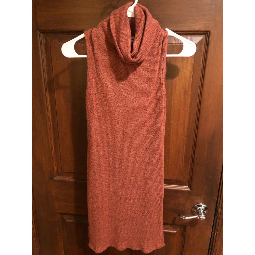 Turtle Neck Sweater Top.